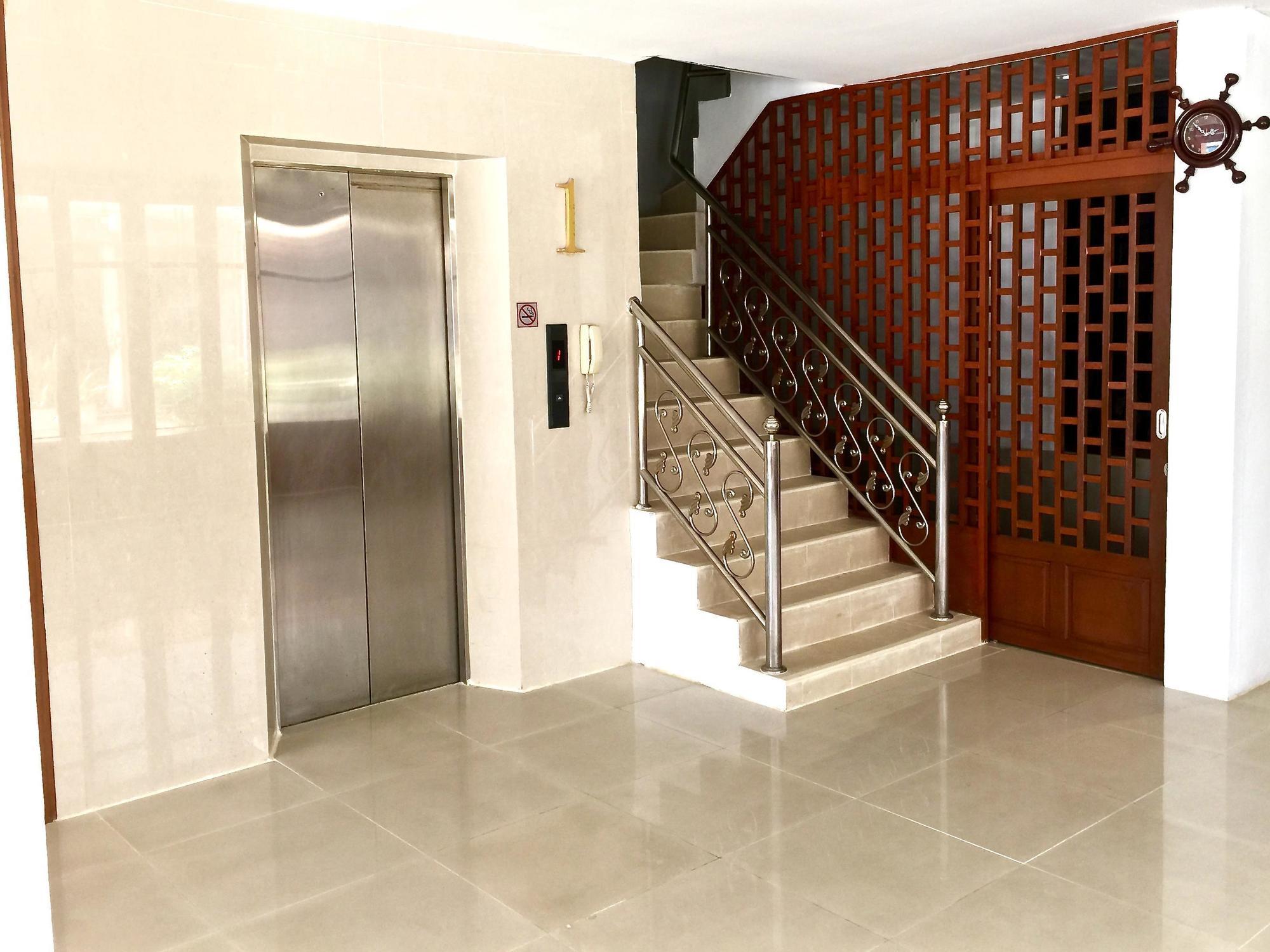 Khách sạn New Life Phuket Classic Patong
