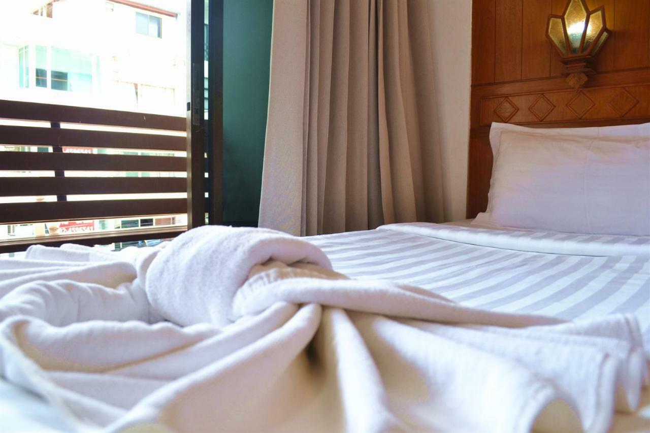 Khách sạn New Life Phuket Classic Patong