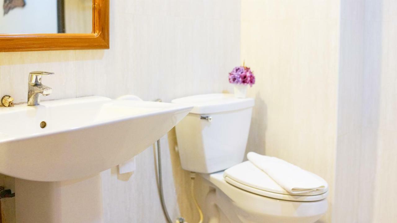 Khách sạn New Life Phuket Classic